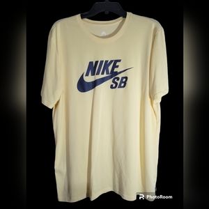 Nike SB Tee